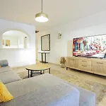 Luxury With Pool View - Playa Real Beachfront Marbella
