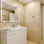 Luxury With Pool View - Playa Real Beachfront