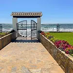 Lejlighed Luxury With Pool View - Playa Real Beachfront *