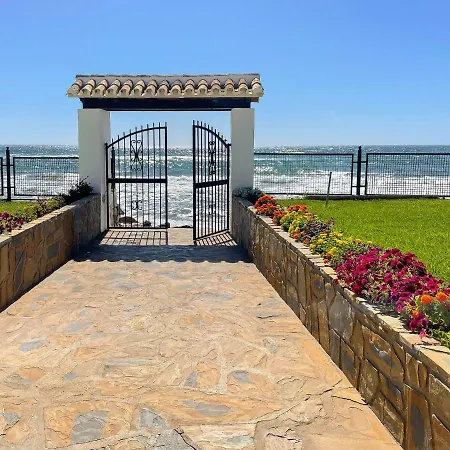 아파트 Luxury With Pool View - Playa Real Beachfront *