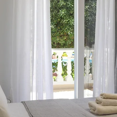 Luxury With Pool View - Playa Real Beachfront Апартаменты