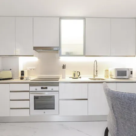 Luxury With Pool View - Playa Real Beachfront Апартаменты