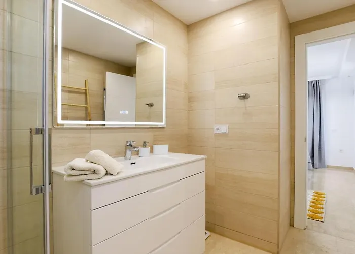 Luxury With Pool View - Playa Real Beachfront