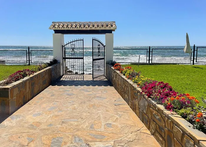 アパート Luxury With Pool View - Playa Real Beachfront *