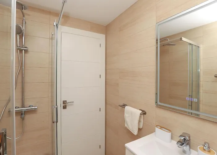 Luxury With Pool View - Playa Real Beachfront