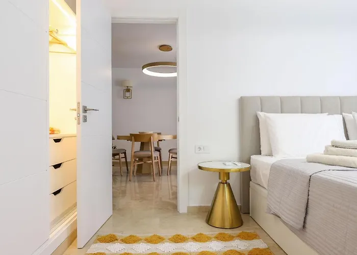 Apartament Luxury With Pool View - Playa Real Beachfront *