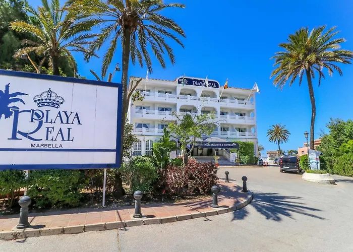 Luxury With Pool View - Playa Real Beachfront Apartament Marbella