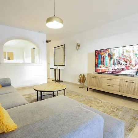 Luxury With Pool View - Playa Real Beachfront Marbella